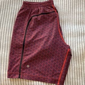 Lululemon Pacebreaker 9in